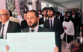 بلوچ یکجہتی کمیٹی رہنماؤں کے مقدمات: وکلاء نے فیس لیس ٹرائلز کو غیر آئینی قرار دے دیا