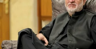 پہلے اپنا گھر سنبھالیں، پھر دنیا کے معاملات حل کریں۔ اختر مینگل