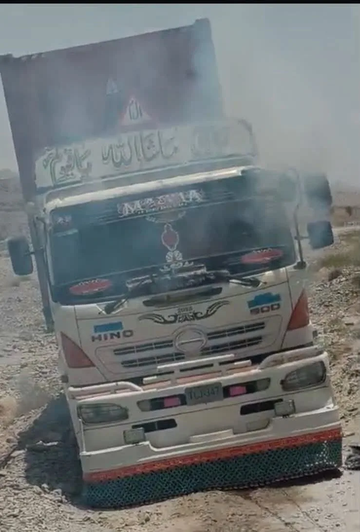 بلوچستان: مستونگ میں دھماکوں کی آوازیں، نوشکی میں کنٹینر نذرِ آتش، چاغی میں پولیس چیک پوسٹ تباہ