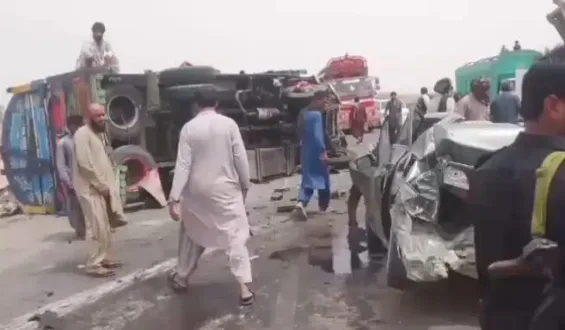 بلوچستان: خاران اور سوراب میں حملوں، آپریشن، بس فائرنگ اور ٹریفک حادثے کی اطلاعات