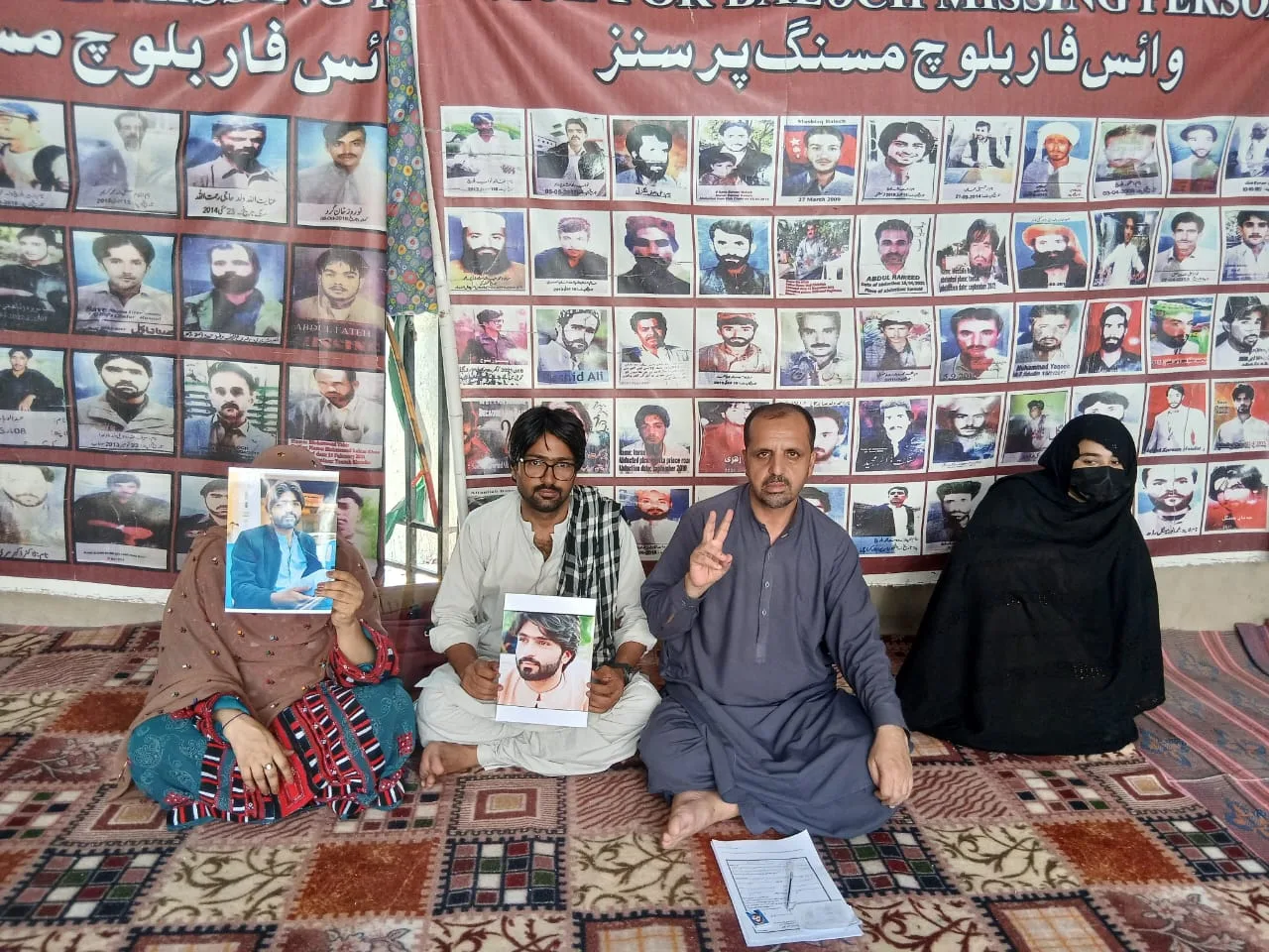 وی بی ایم پی کا احتجاجی کیمپ 6228ویں روز بھی جاری جبری لاپتہ آصف بلوچ کے کوائف وی بی ایم پی کے پاس جمع کرا دیے