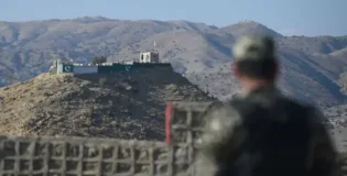 بلوچستان اور خیبر پختونخوا میں داعش کے مبینہ مراکز پر افغان فضائی حملے