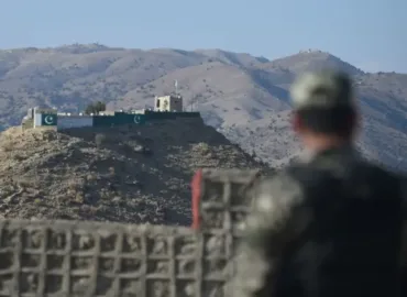 بلوچستان اور خیبر پختونخوا میں داعش کے مبینہ مراکز پر افغان فضائی حملے