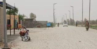 چاغی میں پاکستانی فورسز کی گاڑیوں پر مسلح حملہ، خاران مرکزی شاہراہ پر ناکہ بندی