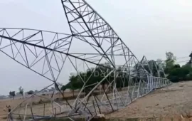 نصیرآباد: 220 کے وی بجلی کا ٹاور دھماکے سے تباہ، مختلف علاقوں کی بجلی معطل