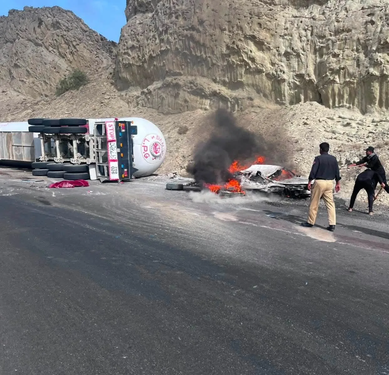 بلوچستان میں مختلف واقعات، قلعہ عبداللہ سے 15 قیدی فرار، اورماڑہ حادثے میں 6 جاں بحق