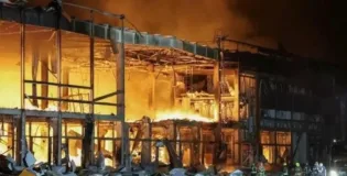 روس کا کیف کے قریب گودام پر ڈرون حملہ، دھماکے میں 37 افراد ہلاک