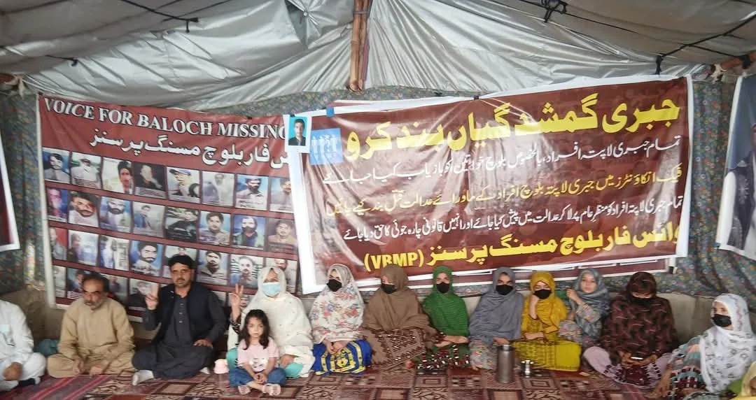 کوئٹہ: جبری گمشدگیوں کے خلاف احتجاجی کیمپ 6349ویں روز بھی جاری، جبری لاپتہ افراد کی بازیابی کا مطالبہ