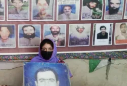 وی بی ایم پی کے احتجاجی کیمپ میں سائرہ بلوچ کی شرکت،تمام لاپتہ افراد کی بازیابی کا مطالبہ