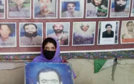 وی بی ایم پی کے احتجاجی کیمپ میں سائرہ بلوچ کی شرکت،تمام لاپتہ افراد کی بازیابی کا مطالبہ
