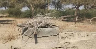 مستونگ: کمسن بچی تین روز سے ٹیوب ویل میں پھنسی، ریسکیو آپریشن تاحال شروع نہ ہوسکا