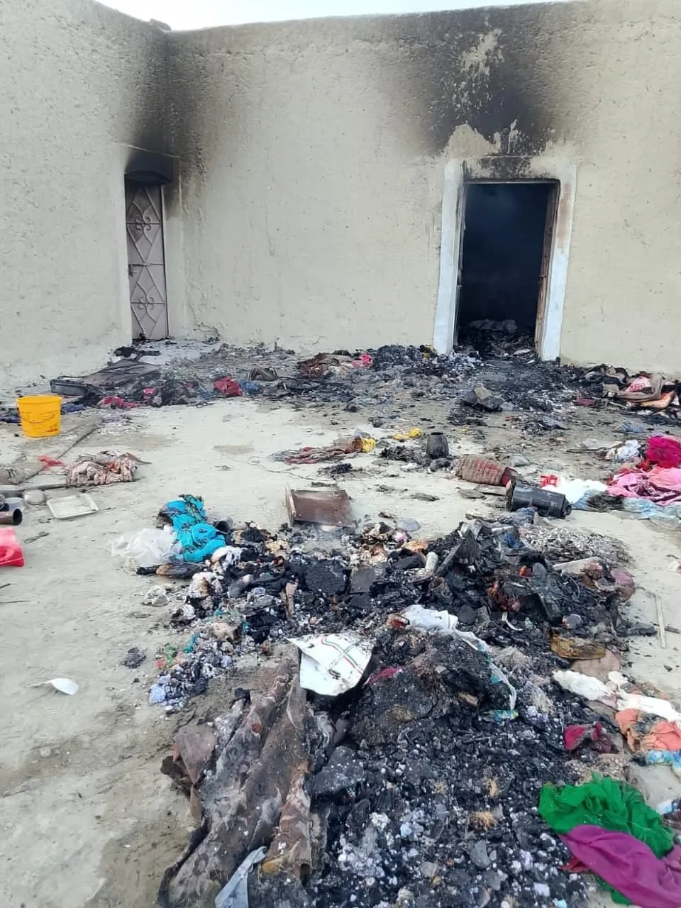کیچ اور کوئٹہ میں فوجی کارروائیاں، گھروں کو آگ لگانے اور بمباری کی اطلاعات