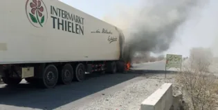 قلات میں فوج پر دھماکہ، چاغی اور کیچ میں تجارتی گاڑیوں پر حملے اور قبضہ