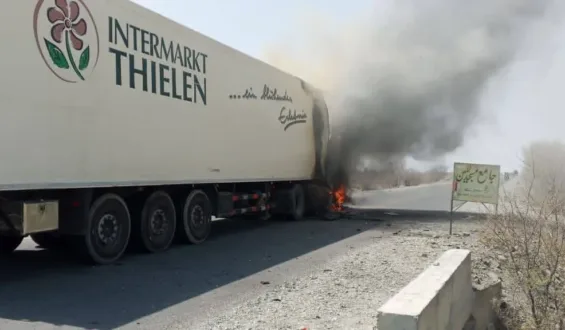 قلات میں فوج پر دھماکہ، چاغی اور کیچ میں تجارتی گاڑیوں پر حملے اور قبضہ